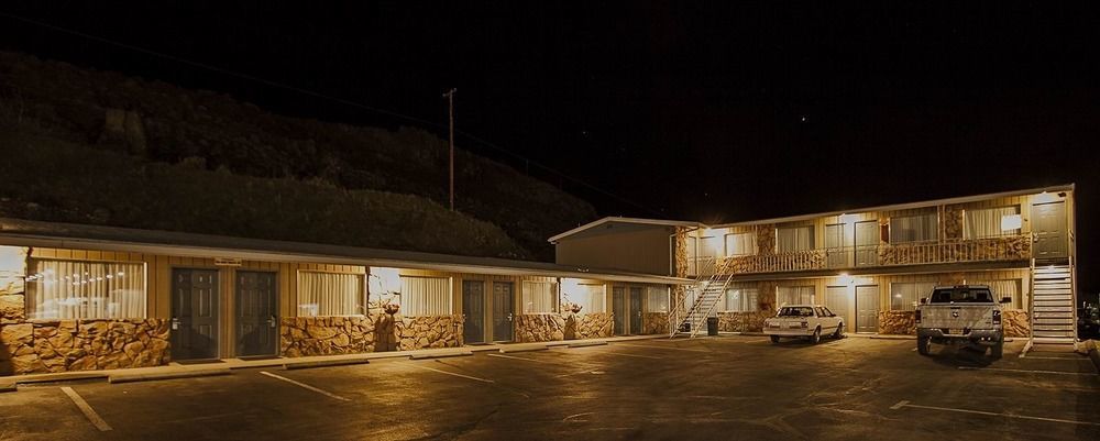 Three Rivers Inn Biggs Junction Экстерьер фото