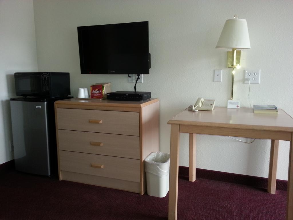 Three Rivers Inn Biggs Junction Экстерьер фото